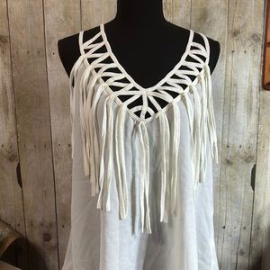 Adorable fringe blouse
